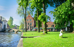 贝居安女修道院