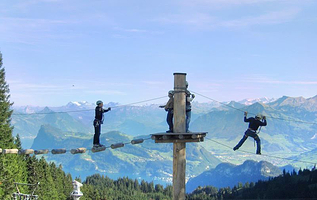 皮拉图斯山森林绳索攀爬乐园