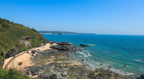 南湾鳄鱼山景区