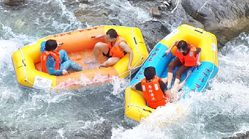 西岭峡谷漂流