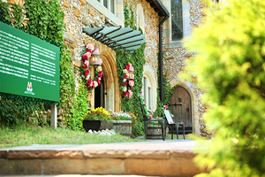 那须彩色玻璃美术馆