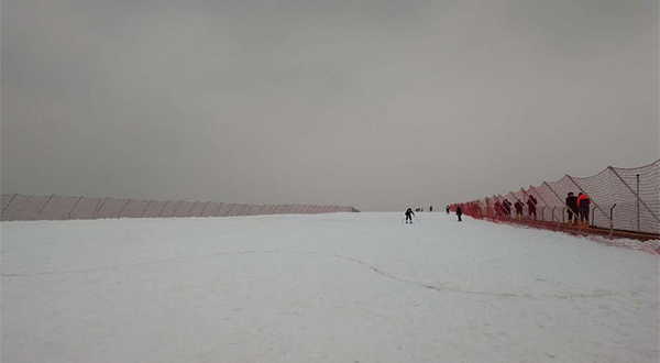 七星小镇东山滑雪场