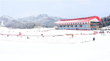 石柱天山国际滑雪场