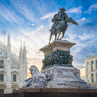 米兰大教堂广场