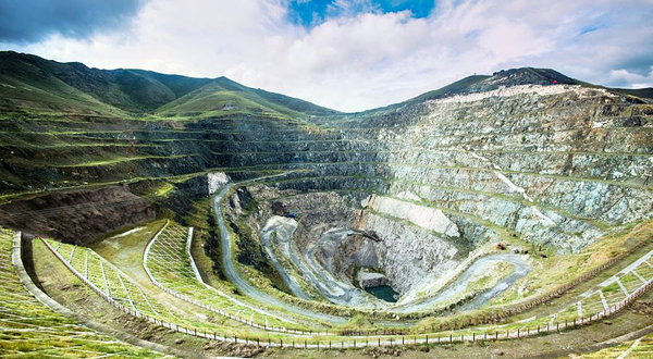 新疆阿勒泰可可托海三号坑景点