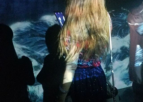 teamLab油罐中的水粒子世界