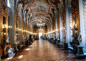 多利亚·潘菲利美术馆