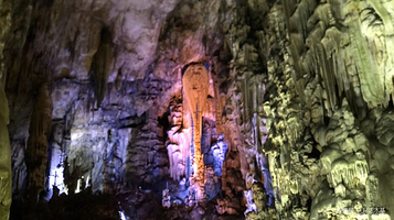 织金洞国家重点风景名胜区-琵琶宫