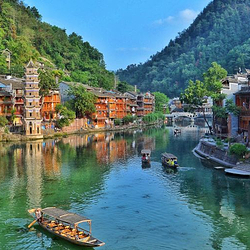 凤凰古城