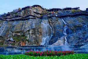 赤洲岭悬崖乐园