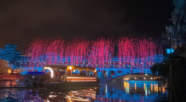 巫江夜游-巫水河边月正圆