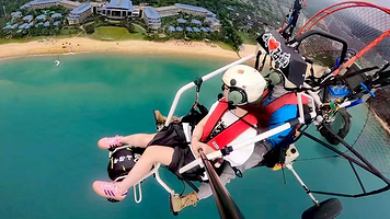 石梅湾飞乐滑翔伞航空飞行基地