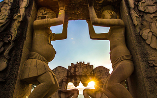 墨江北回归线标志园