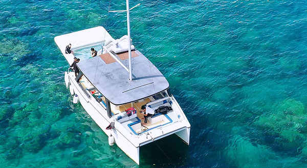 万宁洲仔岛自由鹿游艇俱乐部