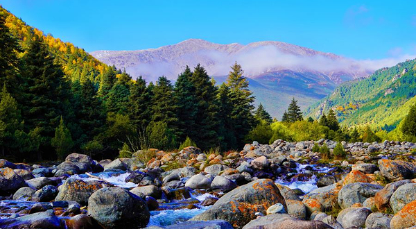 祁连山冰沟河旅游景区