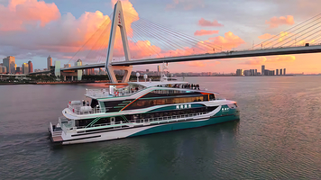 海旅游船(东坡老码头)