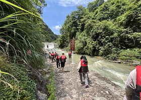 保靖县捧车河景区