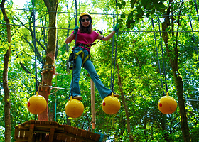 重庆飞悦森林探险乐园