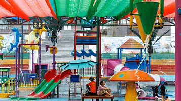 红杨山汽车体育公园水上乐园