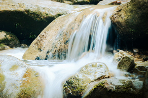 野人湾溪流穿越