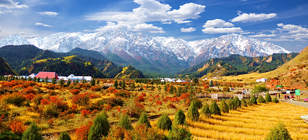 马蹄石窟群旅游区