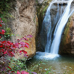 胭脂峡
