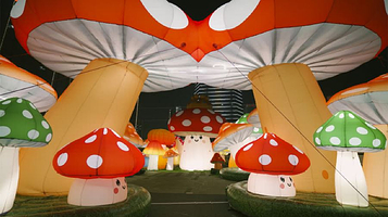 蘑菇童话狂欢节