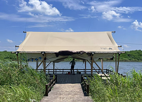 高河大河滨河露营地