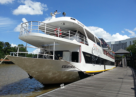 Sarawak River Cruise