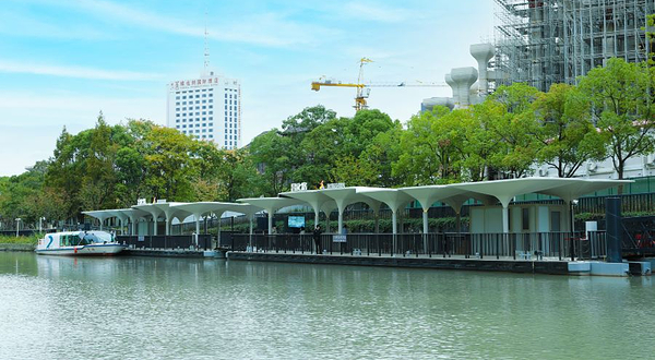 苏州河游览昌化路码头游船