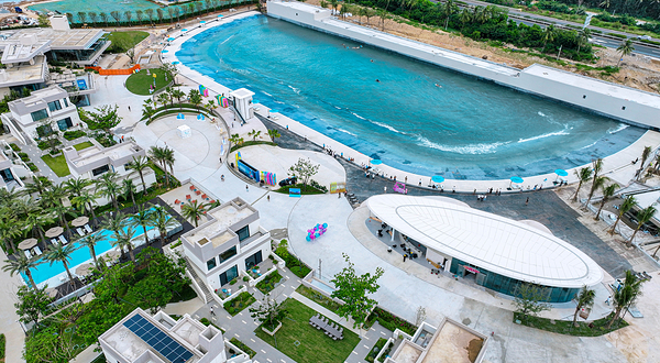 中旅逐浪冲浪乐园