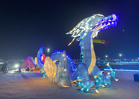 马迭尔嘉年华冰镜王国