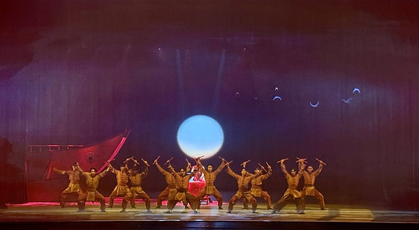 大潮归来舞台剧