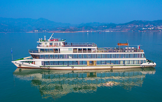 高峡平湖游船(船游三峡)