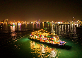 全明星号游轮人妖秀