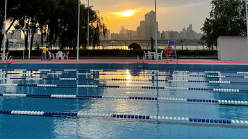 武昌江滩游泳馆