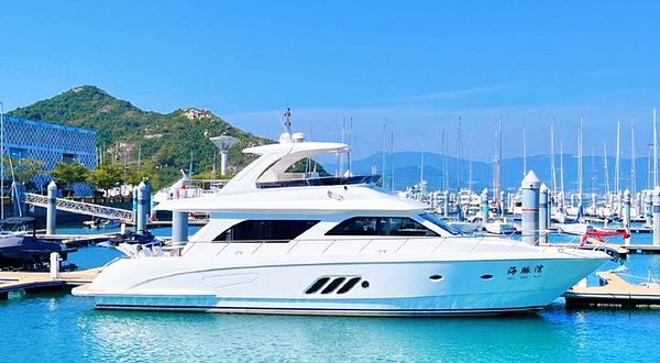 头号玩家深圳较场尾游艇尾波冲浪俱乐部