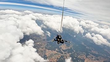 云南西双版纳直升机跳伞基地