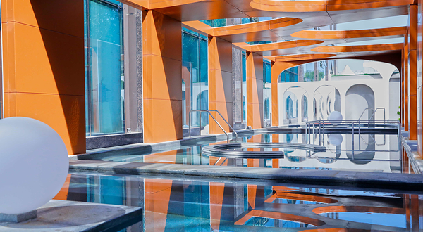 陆地游轮西山温泉