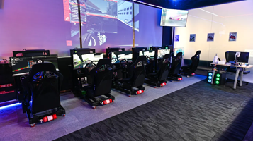 新加坡99 Bends模拟赛车体验