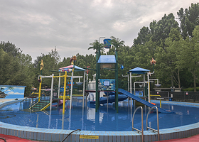 青年湖公园水上世界