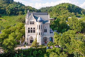 Cona’s妮娜巧克力梦想城堡