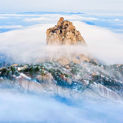 天柱山