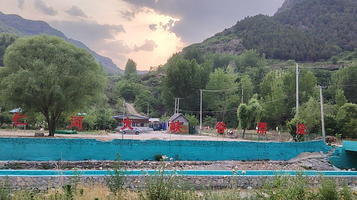 仁河大峡谷漂流