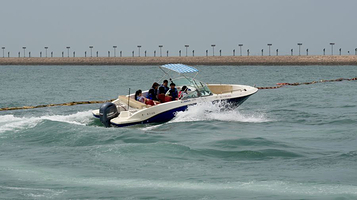 青岛海上兜风的士