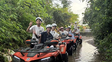 阳朔十里画廊飞跃山地越野车(ATV)俱乐部
