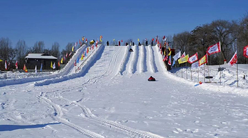 青年湖冰雪嘉年华