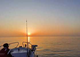 亮哥海钓游艇俱乐部