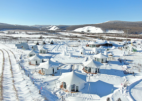 阿尔山鹿角湾营地景区