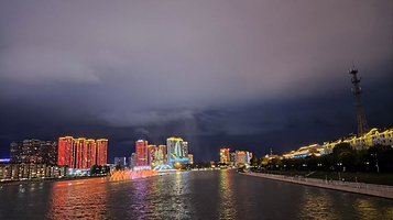 延西桥码头游船